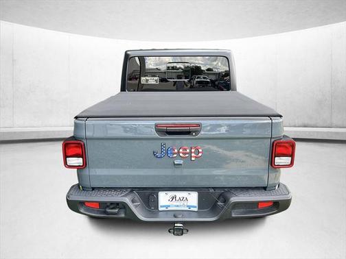 2024 Jeep Gladiator Sport S