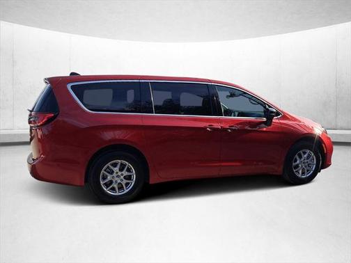2025 Chrysler Pacifica L