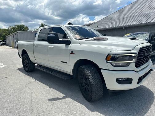 Pearl White 2024 RAM 2500 Laramie
