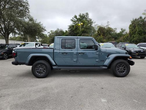 2026 Jeep Gladiator Sport S