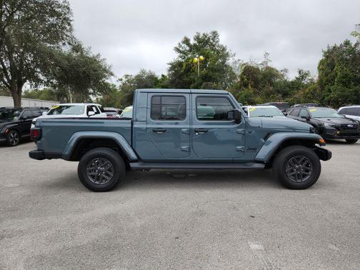 2026 Jeep Gladiator Sport S