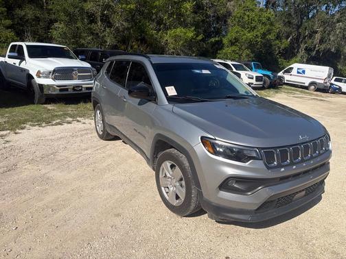 Billet Silver Metallic 2022 Jeep Compass Latitude