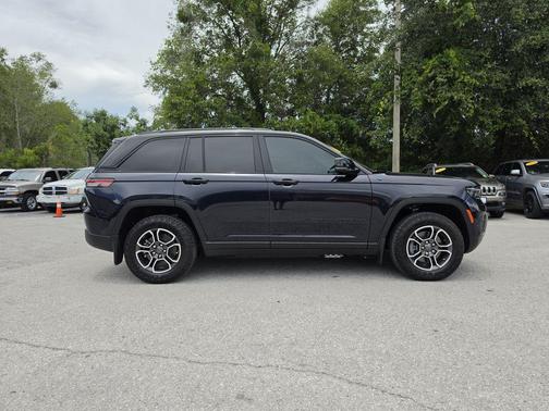 Midnight 2024 Jeep Grand Cherokee Trailhawk 4xe