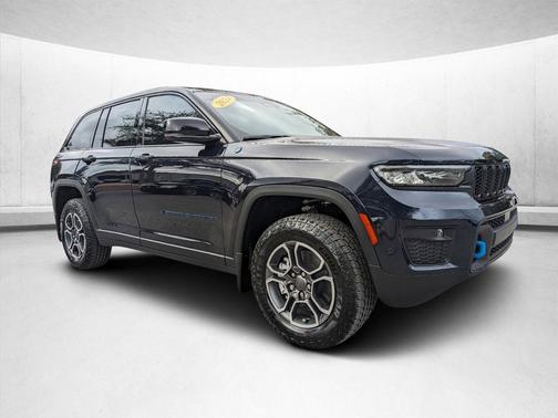 Midnight 2024 Jeep Grand Cherokee Trailhawk 4xe
