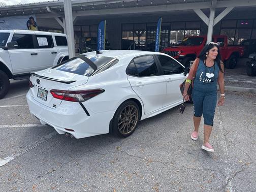 2024 Toyota Camry SE