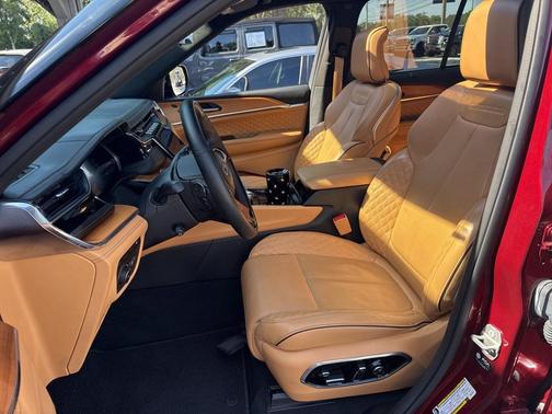 2024 Jeep Grand Cherokee 4xe Summit Reserve