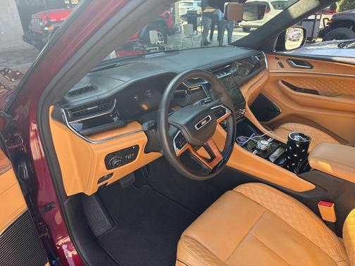 2024 Jeep Grand Cherokee 4xe Summit Reserve