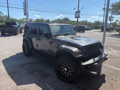 Granite Crystal Metallic Clearcoat 2020 Jeep Wrangler Unlimited Rubicon