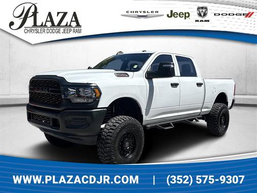 2023 RAM 2500 Tradesman Crew Cab 4x4 6'4' Box