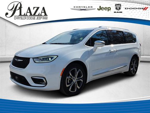 2024 Chrysler Pacifica L