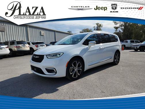 2024 Chrysler Pacifica L