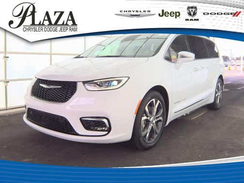 2024 Chrysler Pacifica L