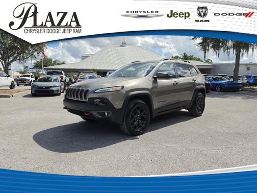 Light Brownstone Pearlcoat 2016 Jeep Cherokee Trailhawk