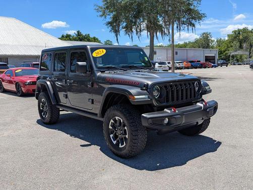 Granite Crystal Metallic Clearcoat 2024 Jeep Wrangler Rubicon