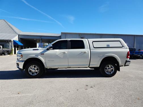 2022 RAM 2500 Laramie Crew Cab 4x4 6'4' Box