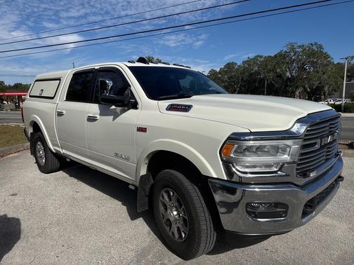 2022 RAM 2500 Laramie Crew Cab 4x4 6'4' Box