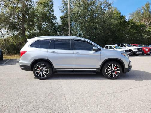 2019 Honda Pilot Touring 8-Passenger