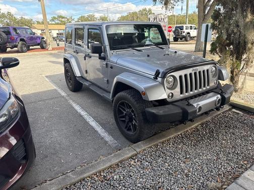 2017 Jeep Wrangler Unlimited Sahara