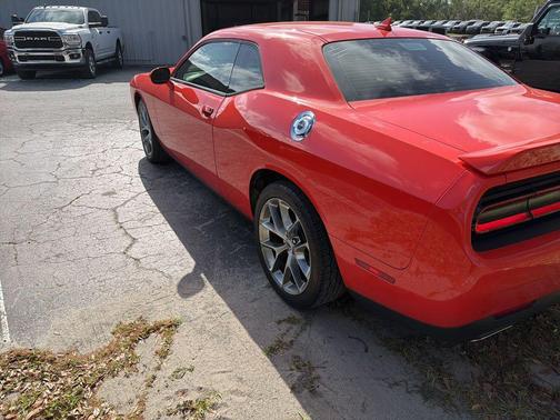 2020 Dodge Challenger SXT