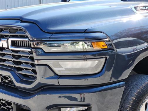 2026 RAM 2500 Big Horn Crew Cab 4x4 6'4' Box