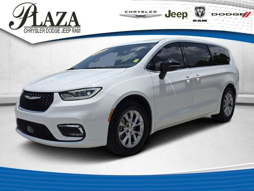 Bright White Clearcoat 2026 Chrysler Pacifica Limited