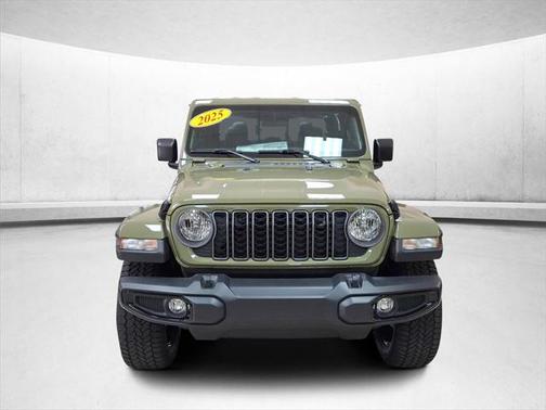 2025 Jeep Gladiator Nighthawk