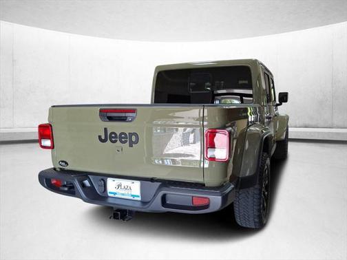 2025 Jeep Gladiator Nighthawk