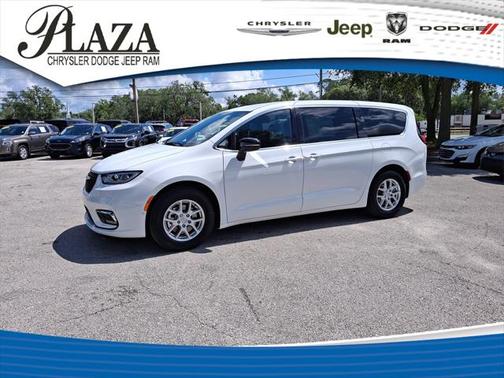 2025 Chrysler Pacifica L