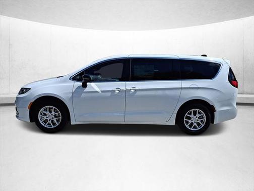2025 Chrysler Pacifica L