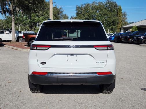 2022 Jeep Grand Cherokee Limited