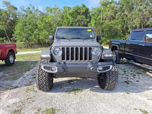 2022 Jeep Gladiator Sport S