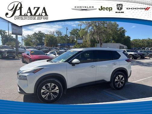 Pearl White Tricoat 2021 Nissan Rogue SV