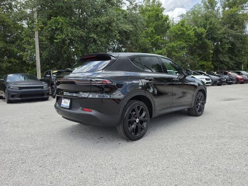 8 Ball 2023 Dodge Hornet GT