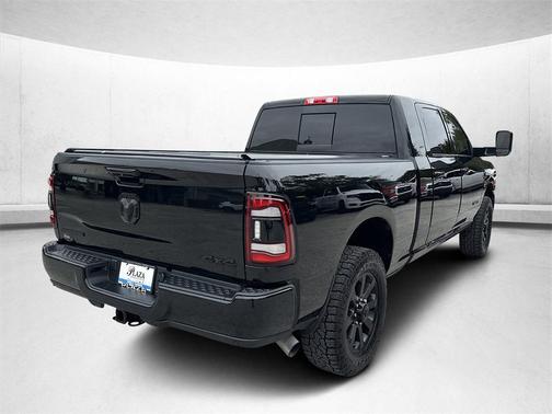 2022 RAM 2500 Big Horn Mega Cab 4x4 6'4'' Box