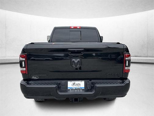 2022 RAM 2500 Big Horn Mega Cab 4x4 6'4'' Box