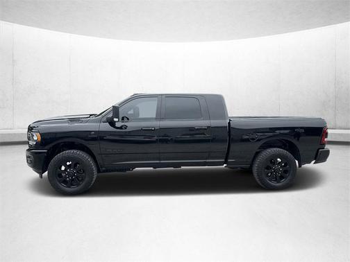2022 RAM 2500 Big Horn Mega Cab 4x4 6'4'' Box