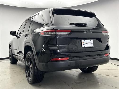 2024 Jeep Grand Cherokee Altitude