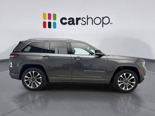 2022 Jeep Grand Cherokee Overland