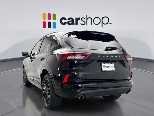 2023 Ford Escape ST-Line Elite