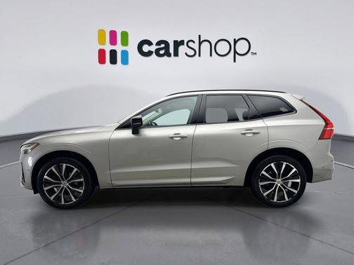 2023 Volvo XC60 B5 Plus Dark Theme