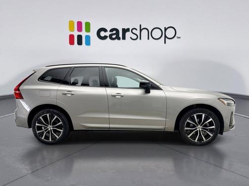 2023 Volvo XC60 B5 Plus Dark Theme