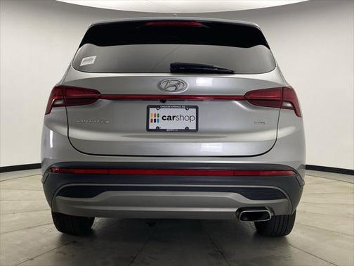 2022 Hyundai SANTA FE SE