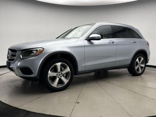 Diamond Silver Metallic 2017 Mercedes-Benz GLC 300 4MATIC