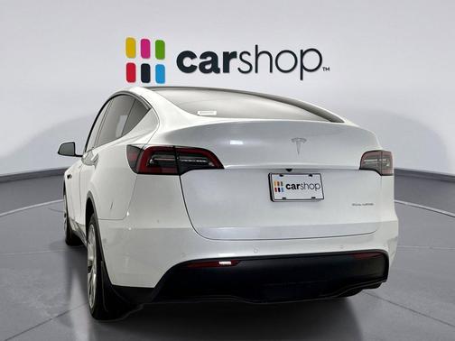 2022 Tesla Model Y Long Range Dual Motor All-Wheel Drive
