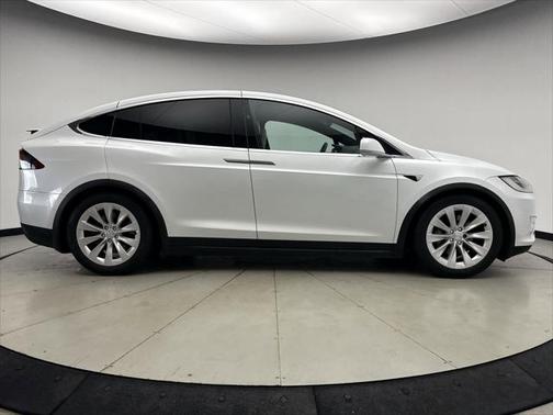 2018 Tesla Model X 75D