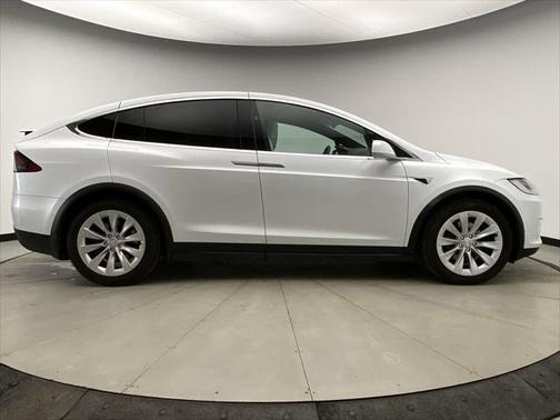 2018 Tesla Model X 75D