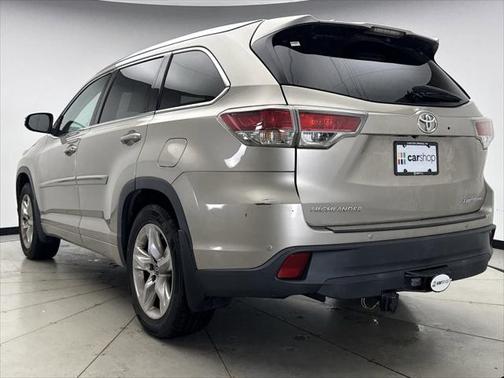 2016 Toyota Highlander Limited Platinum