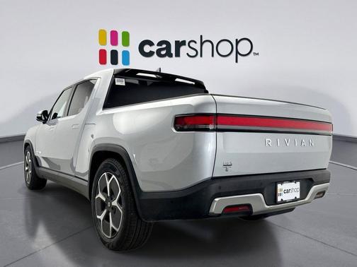 2024 Rivian R1T ADVENTURE