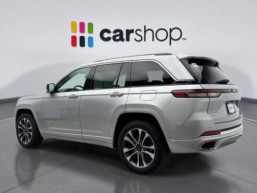 2022 Jeep Grand Cherokee Overland