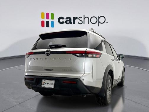 2024 Nissan Pathfinder SV 4WD